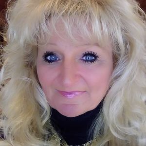 Meet your Posher, Tamara